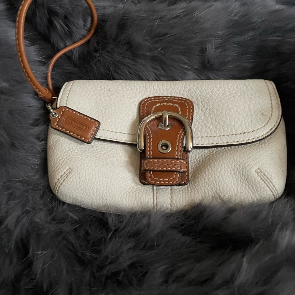 COACH Sale Original  Vintage coach pebble leather mini